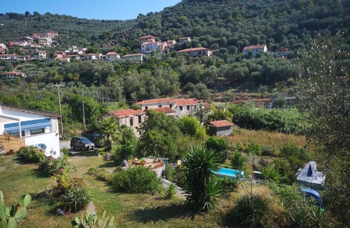 Diano San Pietro Apartamento | Via Molini 3 km zum Strand priv. Parkplatz