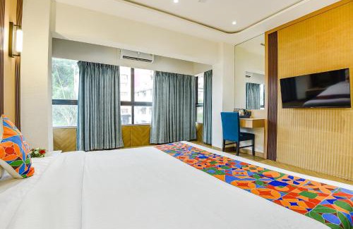 Vasco da Gama Hotel | Via Supreme - 700M From Vasco Da Gama Railway Station