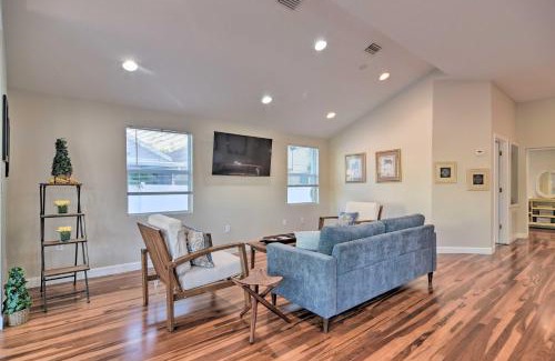 Dunedin Casa | Vibrant Dunedin Getaway with Furnished Patio!
