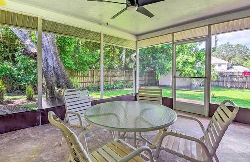 Fruitville Casa | Vibrant Sarasota Home: Yard & Furnished Deck!