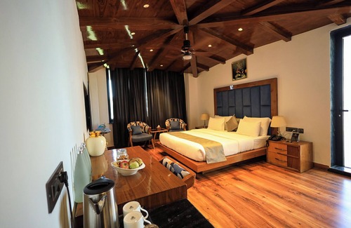 Lansdowne Hotel | Viceroy In The Himalayas