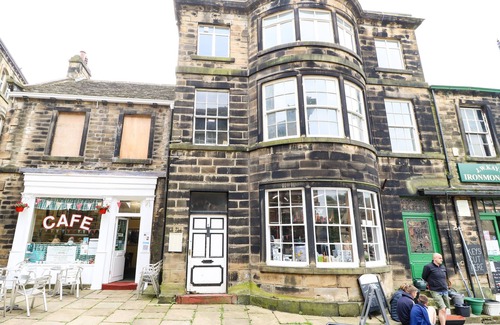Holmfirth Cabaña | Victoria House