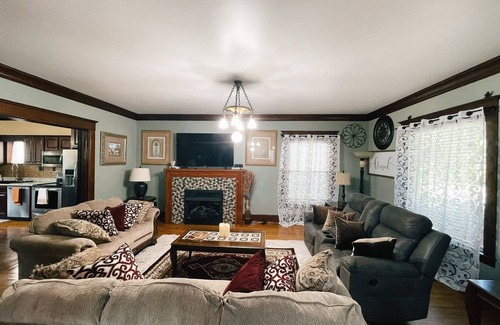 Kokomo Casa | Victorian Home in Original Grandeur Downtown