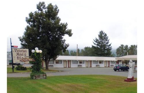 Grand Forks Hotel | Victorian Motel & RV Park by Capital O Crowsnest