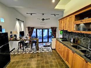 Phong Nha Villa | Victory Road Villas