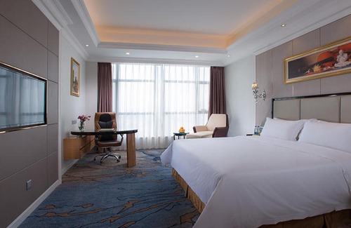Baiyun Hotel | Vienna International Hotel Guangzhou Shijing International