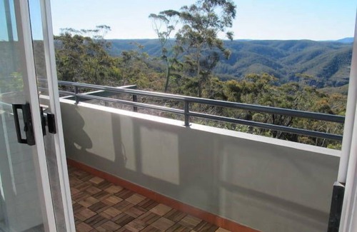 Wentworth Falls Casa | Vista 21 - Vista increíble con piscina cubierta climatizada y spa