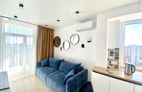 Lviv Apartamento | View apartment Семицвіт