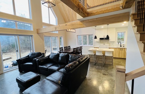 Saint-Raymond Chalet De Esquí | View of the castling