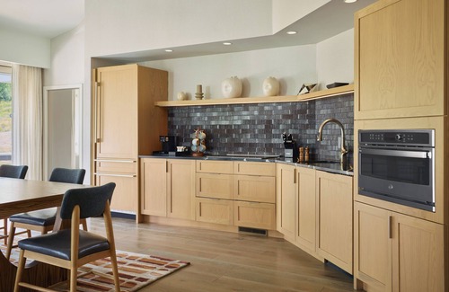 Snowmass Village Hotel | Viewline Resorts Snowmass, Autograph Collection- 2 Bedroom Penthouse