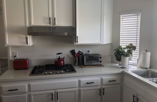 Temecula Casa | Views of Lake Full House with Private Pool!