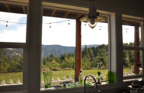 Blue Lake Casa | Vistas, vistas, vistas - Casa rústica céntrica en el corazón de las secoyas