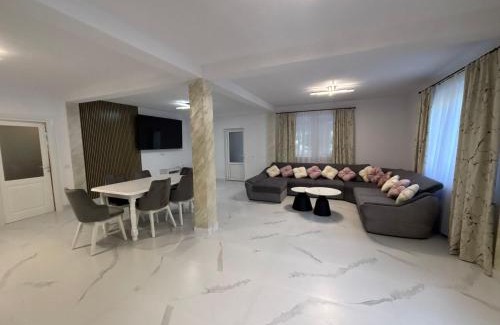 Jina Casa | Vila Mișu