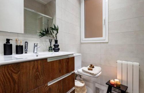 Sant Antoni Apartamento | Vili - 2 bedrooms and balcony in Sant Antoni
