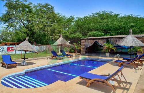 Saly Villa | VILLA à la Résidence Nianing1 avec Piscine et Jardin 1100m2