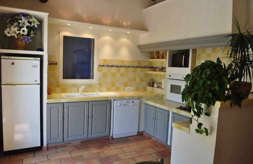 Villelaure Casa | VILLA provenzal piscina privada con balneoterapia en 3500 m2 de terreno Wifi