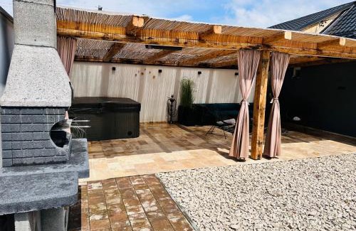 Medias Casa | Villa 3