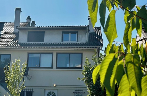 Chelles Villa | Villa 30 minutes from Asterix and Disneyland