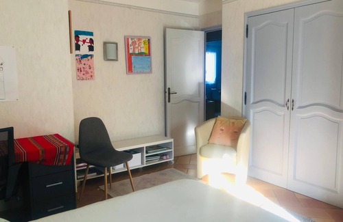 Los Masos Villa | Villa 4 caras, jardín, tranquilo, vista a la montaña, cerca de baños calientes y río