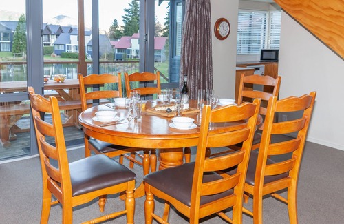 Hanmer Springs Casa | VILLA 462, family friendly, with open fire in Hanmer Springs