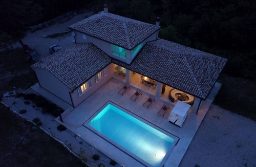 Sumber Villa | Villa 5 estrellas, Istra, Croacia