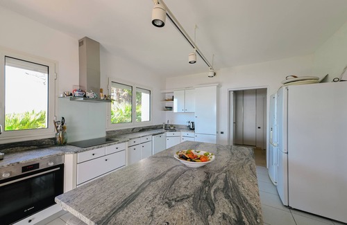 Corse-du-Sud Villa | Villa 6 bedrooms, Sea view, Swimming pool, haven of peace 5 mn from the beach