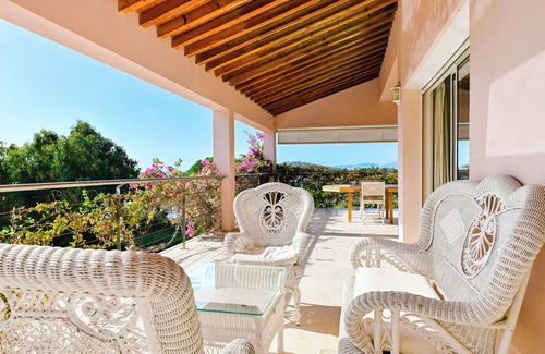 Corse-du-Sud Villa | Villa 6 bedrooms, Sea view, Swimming pool, haven of peace 5 mn from the beach
