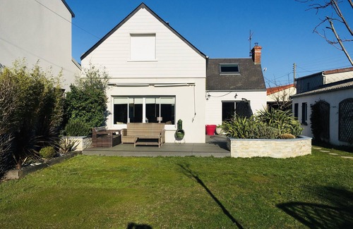 Saint-Martin de Brehal Casa | Villa 7 personas, a 100 m del mar