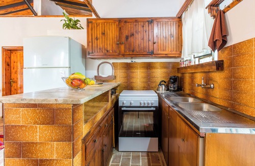Kamisiana Villa | Aadonis Villa en el mar