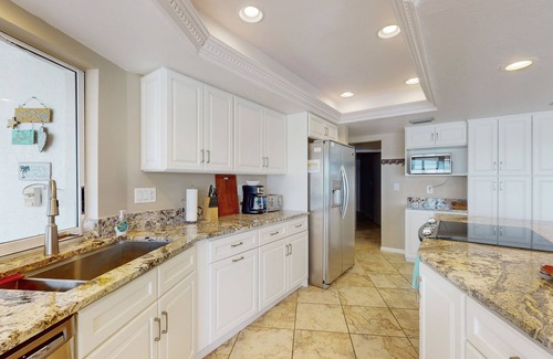 Eight Lakes Casa | Villa Aasta | Luxe Lakefront Outdoor Living | Screened Pool, Game Room & Dock