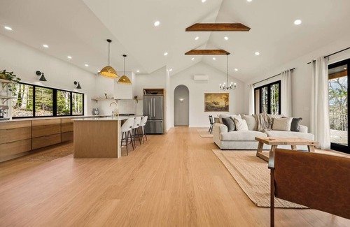 Salsbury Cove Casa | Villa Acadia w/ Mountain Views