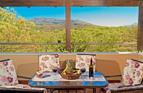 Monopari Villa | Villa Aclando