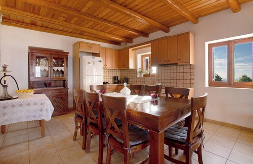 Elation Villa | Villa 'Agricultural Anastasia' con vistas al mar, piscina privada y terraza privada