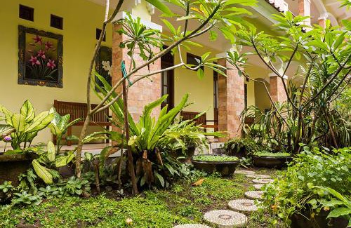 Depok Casa | Villa Alicia