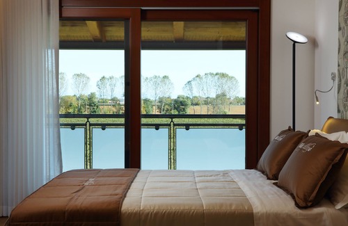 Mansue Otro | Villa Almè