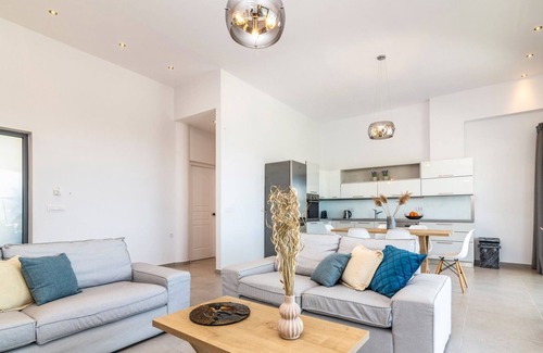 Agios Leon Villa | Villa Alonaki Sea View by Villa Plus