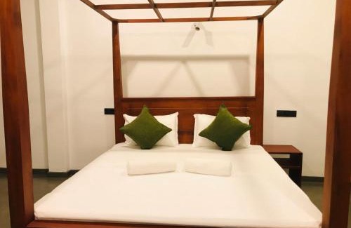 Kamburugamuwa Hotel | Villa Alora