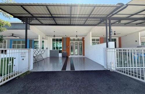 Tanjung Rambutan Casa | Villa Ammara Homestay