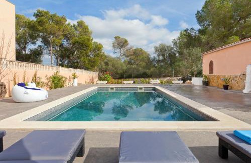 Son Antem Villa | Villa Angela