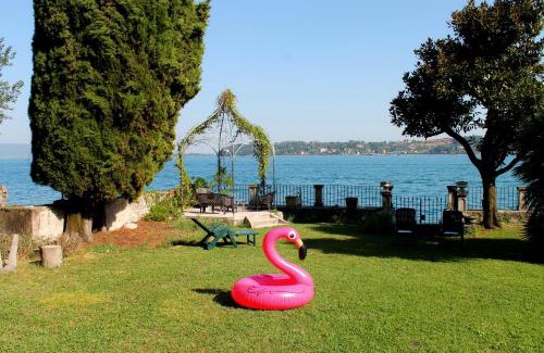 Salo Villa | Villa Angela