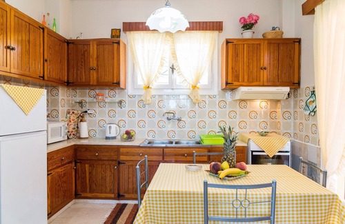 Ano Vasilikos Casa | Villa Anna - 3 bedroom apartment 1st floor