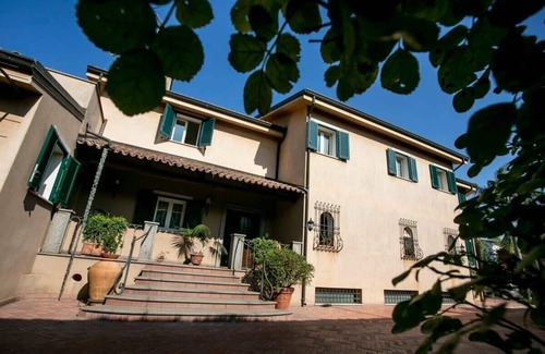 Polistena Villa | Villa Antico Toscano