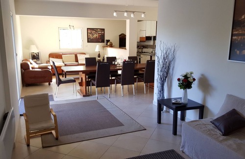 Gairaut Villa | APARTAMENTO EN VILLA 4P + COCINA DE VERANO