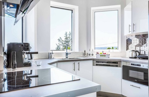 Leivathos Villa | Villa Aris: cerca de los servicios, tenía una piscina privada con WI-FI y excelentes vistas al mar