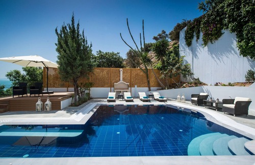 Linoperamata Villa | Villa Artemis by Fantasia Villas