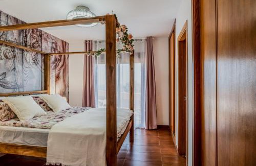 Caleta de Fuste Villa | Villa Atlantica - Cliffside Retreat