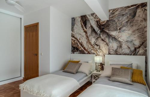 Caleta de Fuste Villa | Villa Atlantica - Cliffside Retreat