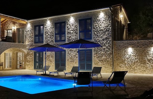 Ripenda Kosi Casa | Villa Aurinia - Quiet location with great sea views and large pool + whirlpool