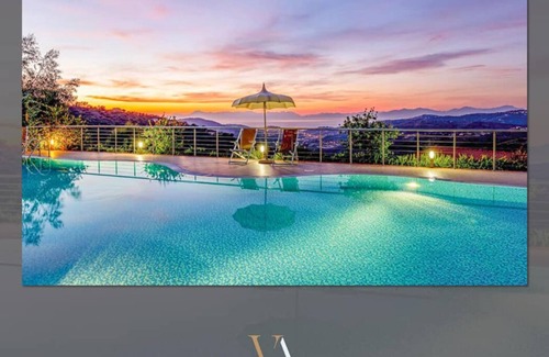 Laureana Cilento Casa | Casa de granada con vista al mar
