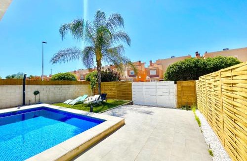 Puerto Marino Villa | Villa Bambu Gran Alacant by Villas&You